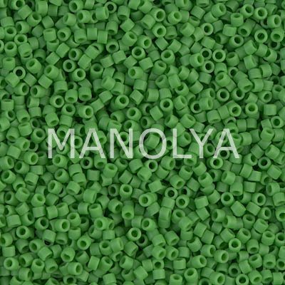 DB754-DELICA BD MATTE OPQUE PEA GREEN