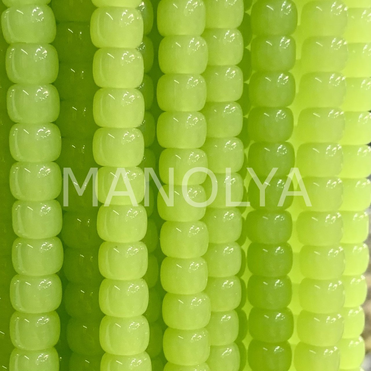 6x8mm. ŞEFFAF YEŞİL SİLİNDİR KRİSTAL