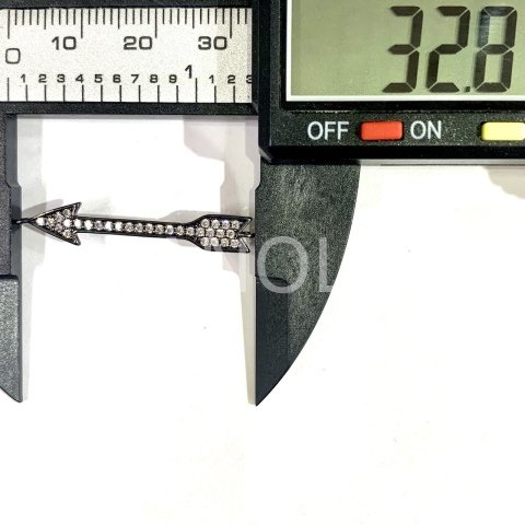 3,3cm. ZİRKON BİLEKLİK OK