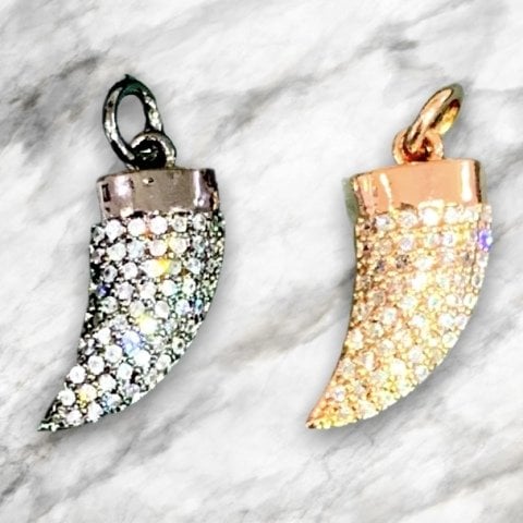 1,7cm. KÜÇÜK ZİRKON BOYNUZ
