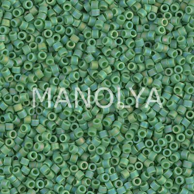 DB877-DELICA BD MATT OPAQUE GREEN
