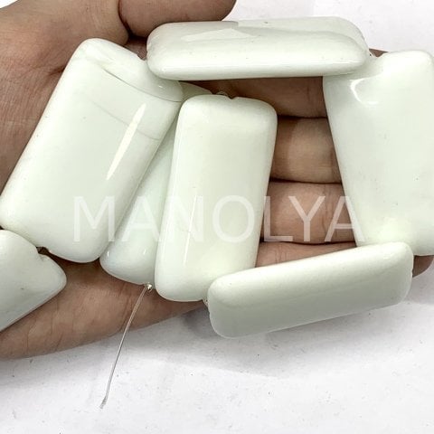 5,5x3cm. BEYAZ ONİKS