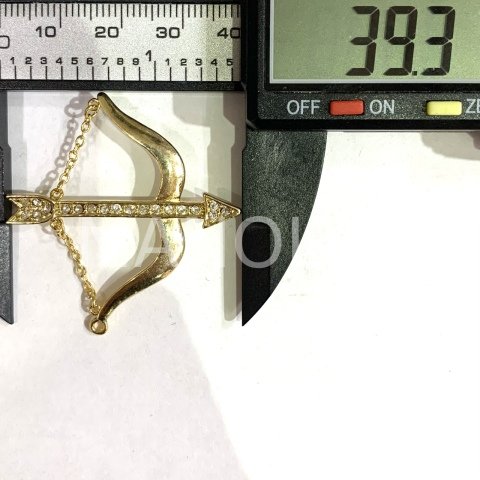 3,9cm. ZİRKONLU OK VE YAY