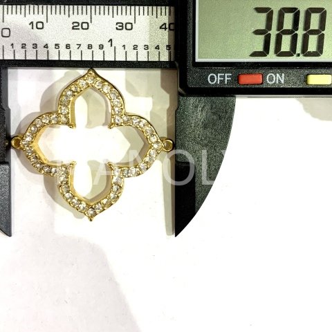 3,9cm. ZİRKONLU YONCA ÇERÇEVE