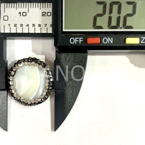 2cm. KRİSTAL KAPLAMALI SEDEF BONCUK