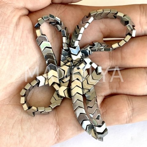 6x4mm. GÜMÜŞ OK HEMATİT DİZİ
