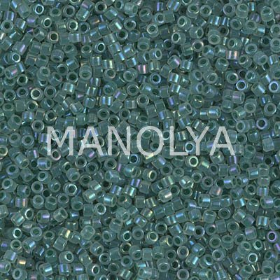 DB1768-MIYUKI DELICA 11/0 FOREST GREEN LINED OPAL
