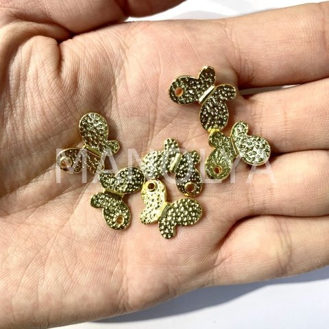 1,8cm. KANADI DELİK BÜYÜK KELEBEK