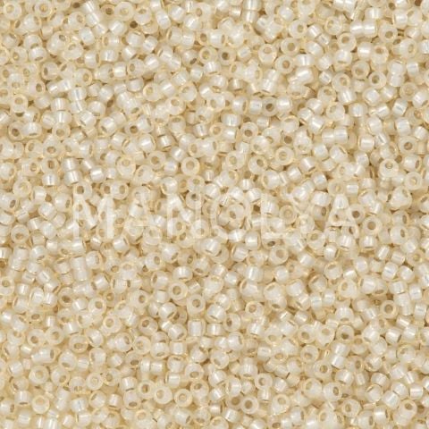 11-9577 MIYUKI SEEDBEADS SILVER LINED DYED CREAM 