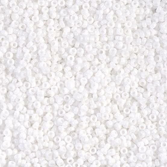 15-9402 MIYUKI SEEDBEADS OPAQUE CHALK WHITE