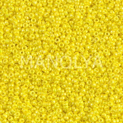 15-9472 MIYUKI SEEDBEADS OPAQUE YELLOW AB