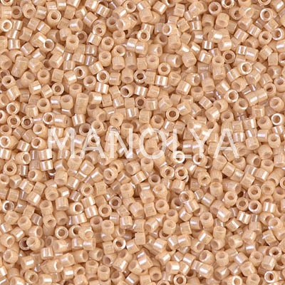 DB205-DELICA BEAD CEYLON BEIGE