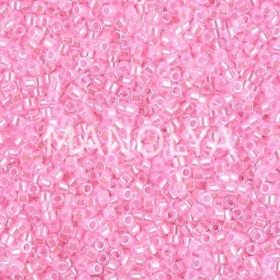 DB245-DELICA BD LINED CRYSTL/MD PINK