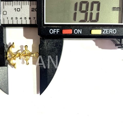 1,9cm. KRİSTALLİ GEMİ ÇAPASI