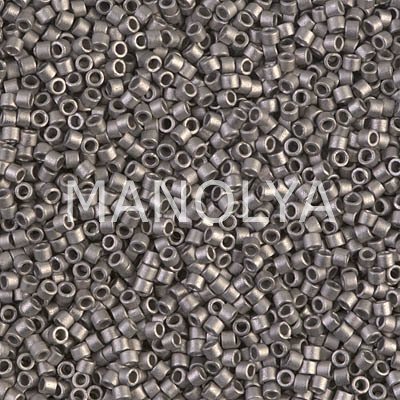 DB321-DELICA BD MATTE MTLC SILVER