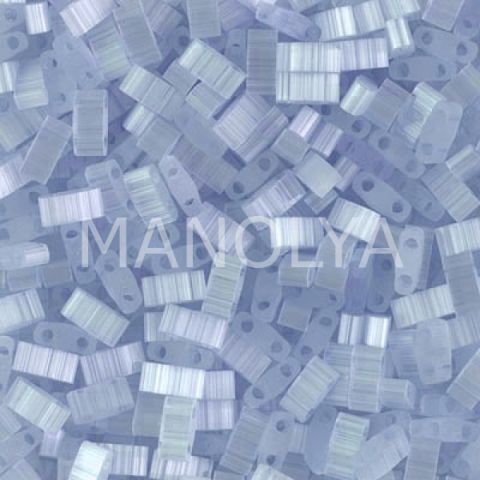 HTL2562 Miyuki Half Tila Silk Pale Blue (Yarım Tila 2562)
