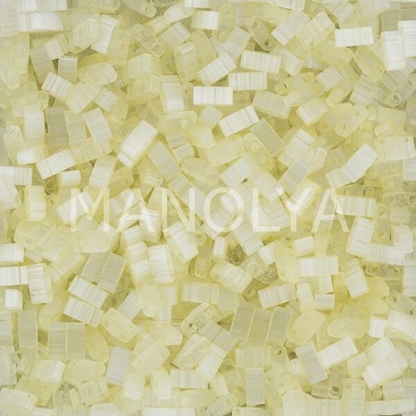 HTL2591 Miyuki Half Tila Silk Pale Light Yellow (Yarım Tila 2591)