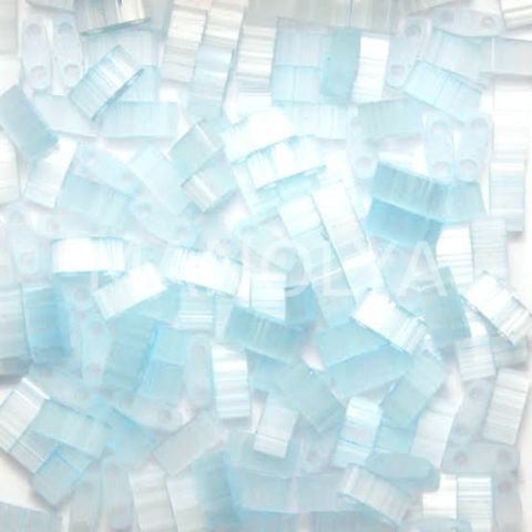 HTL2561 Miyuki Half Tila Silk Pale Light Blue (Yarım Tila 2561)