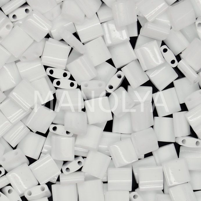 TL402 Miyuki Tila Opaque White (Tam Tila 402)