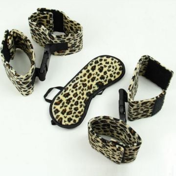 Leopar El Kelepçesi, Ayak Kelepçesi ve Maske Takımı ABM1253