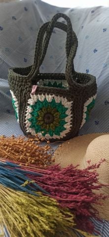 Yeşil Penye İp El Örgüsü Motifli Çanta 24cm x 21cm x 21 cm ABM9975