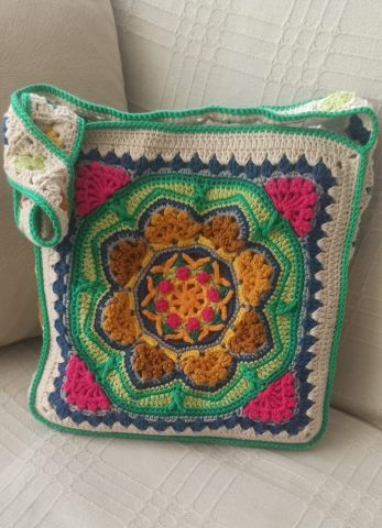 Coton İp El Örgüsü Motifli Çanta 30cm x 30cm x 5,5 cm ABM9978