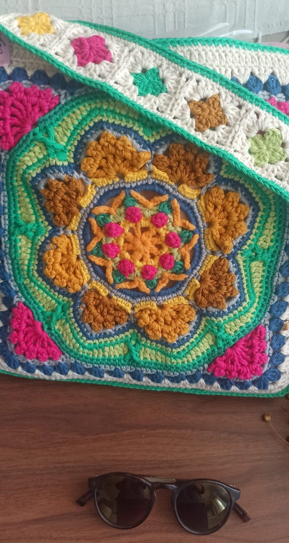 Coton İp El Örgüsü Motifli Çanta 30cm x 30cm x 5,5 cm ABM9978