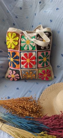 Coton İp El Örgüsü Motifli Çanta 39cm x 40cm ABM9979