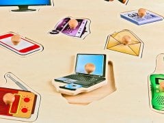 Ahşap Puzzle İletişim Araçları  30x30.