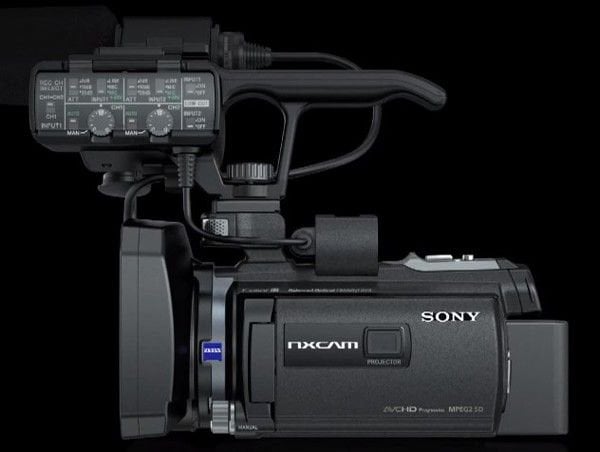 Sony HXR-NX30 Full HD Profesyonel Video Kamera
