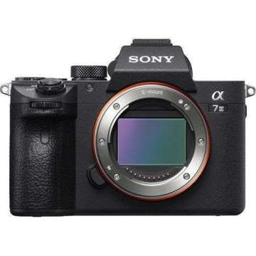 Sony A7 III 28-70mm OSS Kit Aynasız DSLR Fotoğraf Makinesi