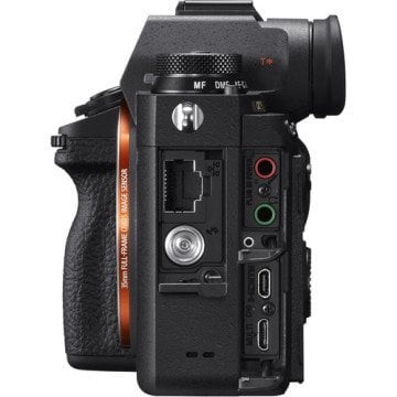 Sony A9 Body Aynasız DSLR Fotoğraf Makinesi