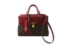 LOUIS VUITTON Monogram Venus