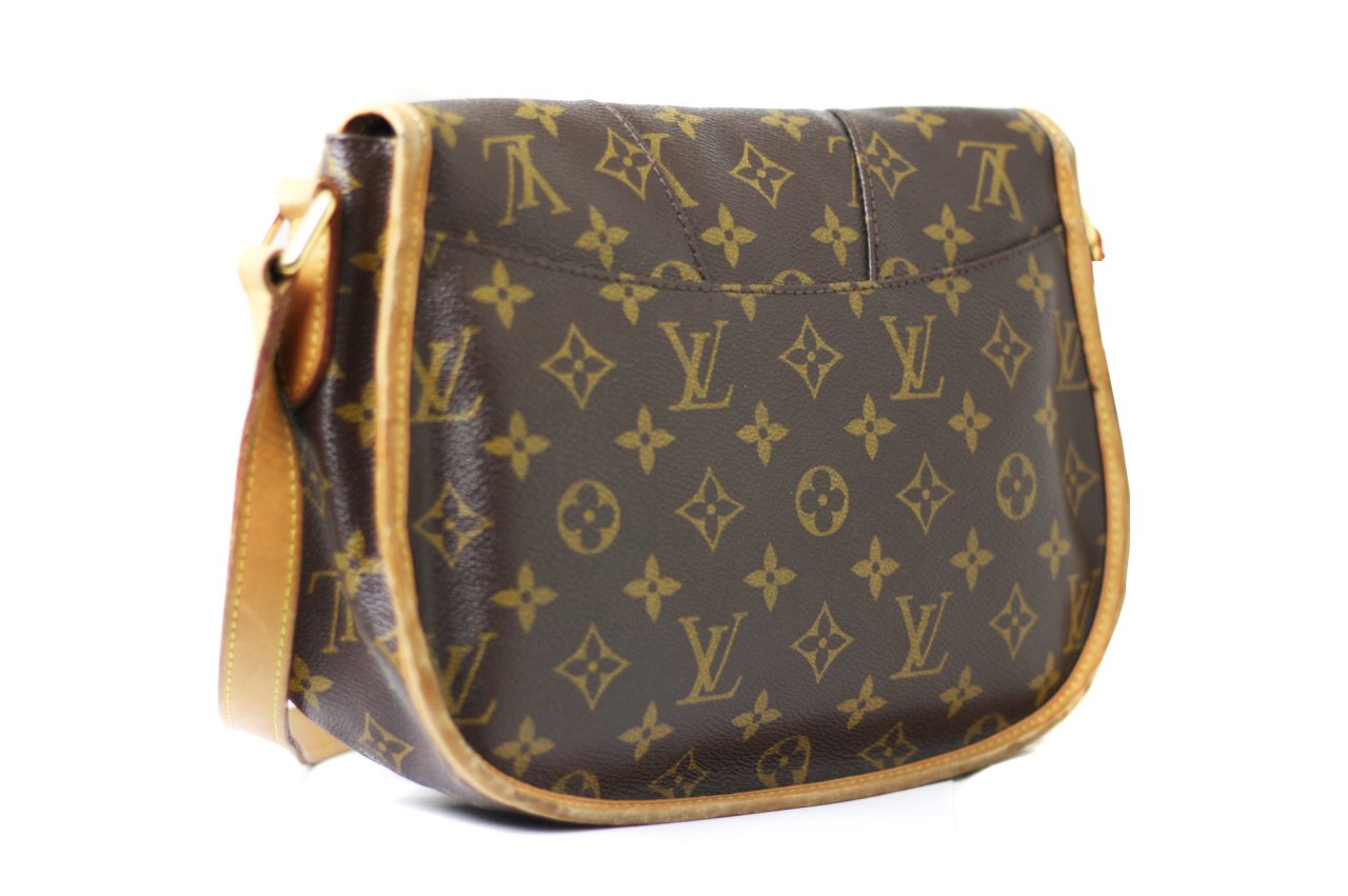 LOUIS VUITTON Monogram Canvas Menilmontant PM