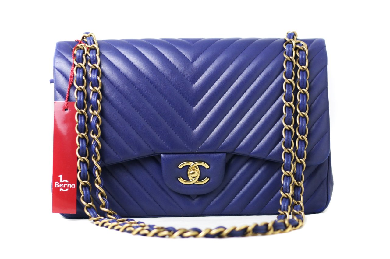 Chanel boy jumbo online