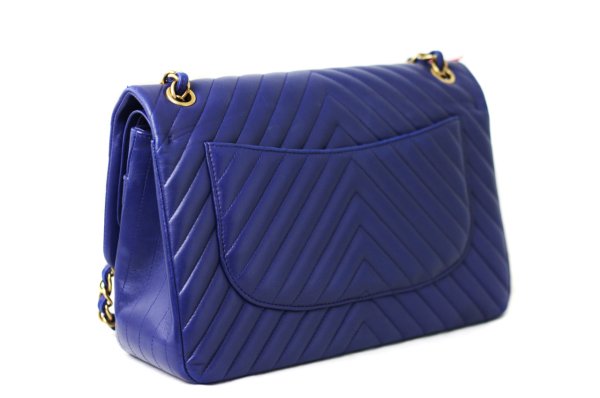 CHANEL Blue Classic Lambskin Chevron Jumbo Double Flap