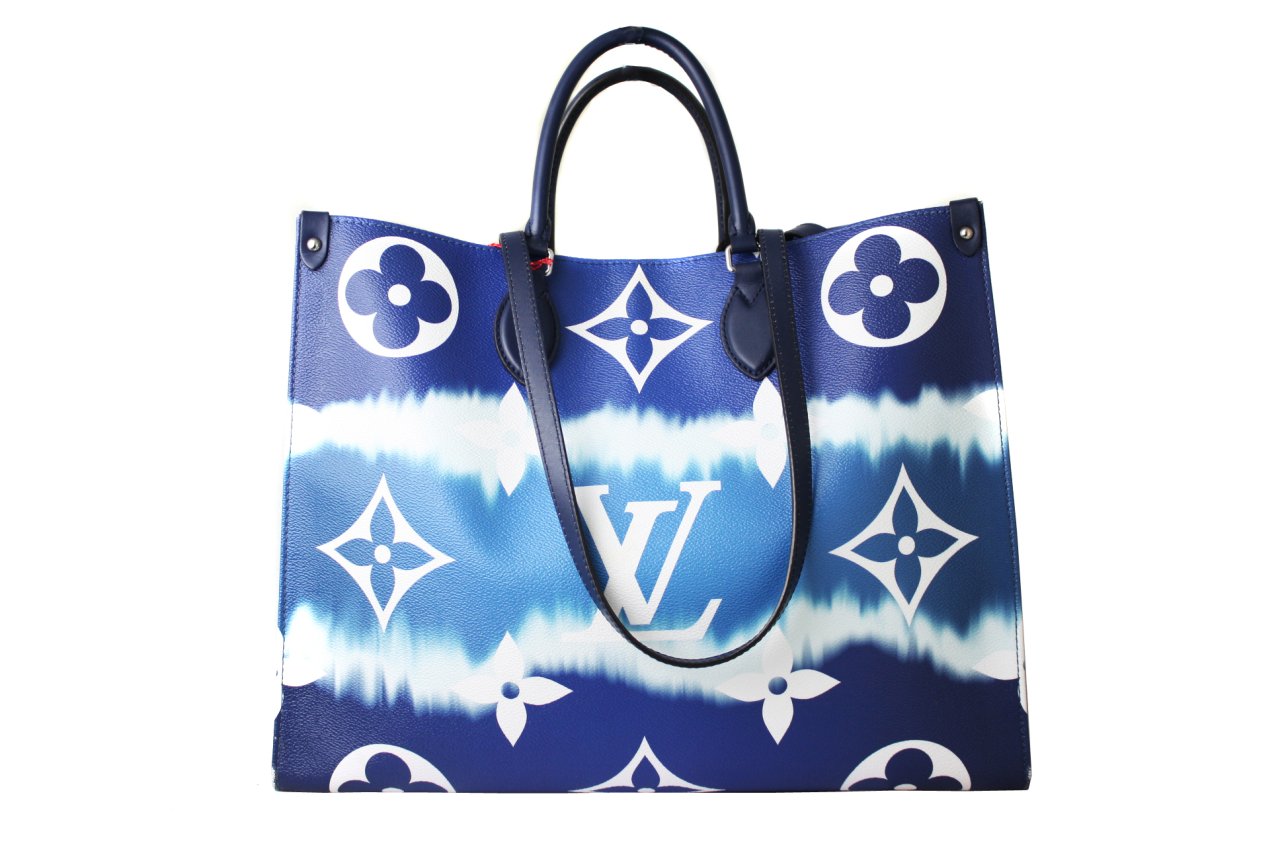 LOUIS VUITTON Blue Monogram Giant Canvas Onthego GM Bag