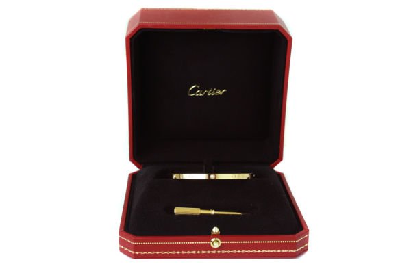 CARTIER 18k Yellow Gold Love PM 6 Diamonds