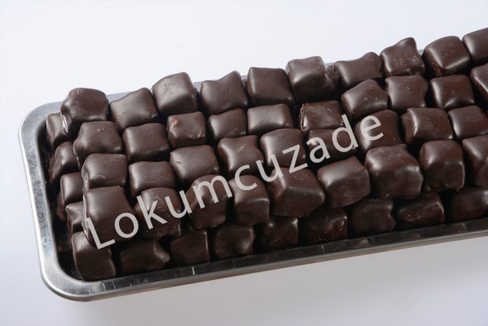 Bitter Çikolata Kaplı Antep Fıstıklı Lokum 0,5 Kg