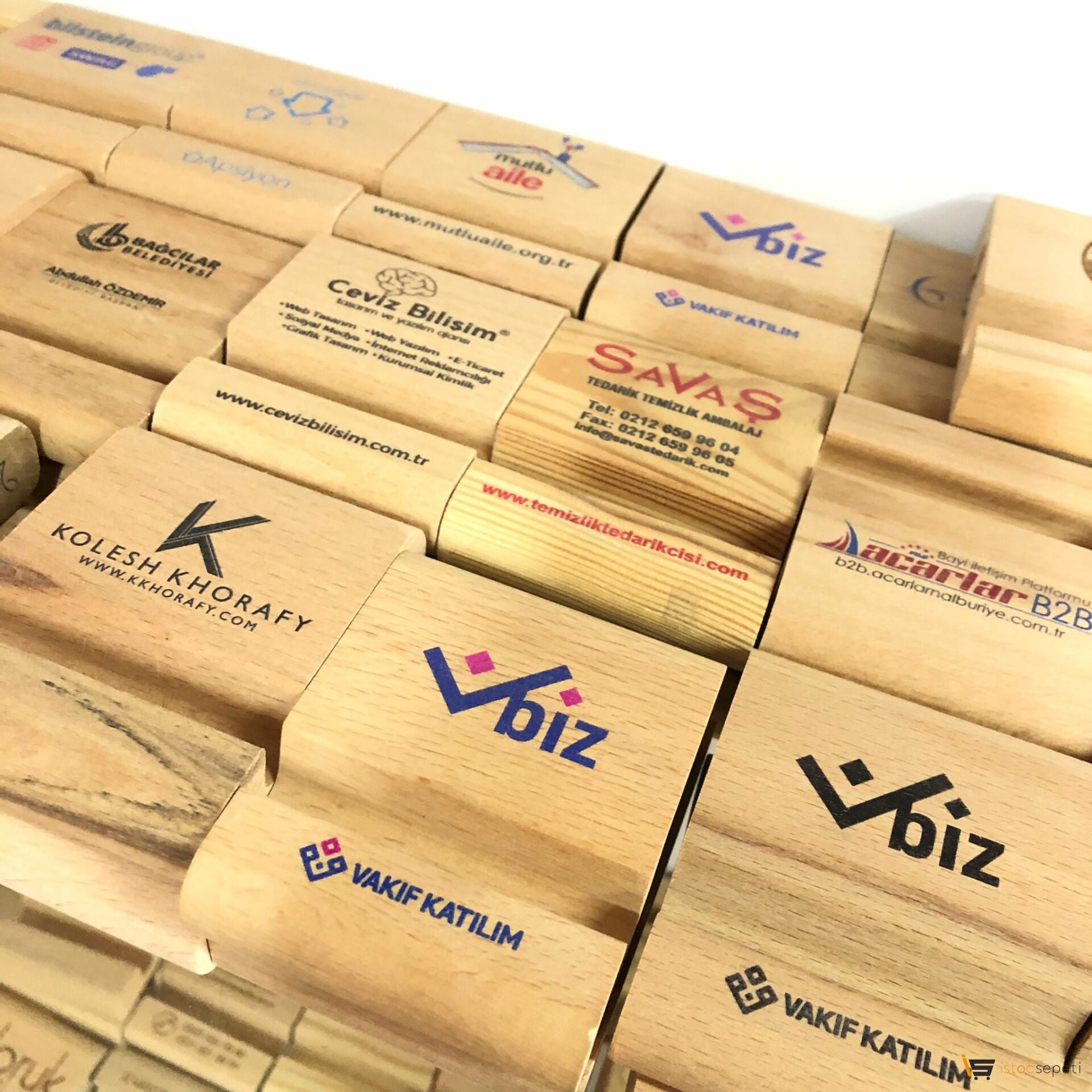 Ahşap Telefon Tutucu Stand Toptan Promosyon Uv Baskı Dahil