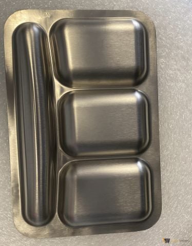 Kreş Tipi Çelik Tabldot Tabaklar 4 Gözlü Self Servis Tabağı