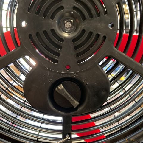 Sanayi Yer Tipi Vantilatör 3 Kademeli 56 cm iş Yerleri ve Spor Salonları için