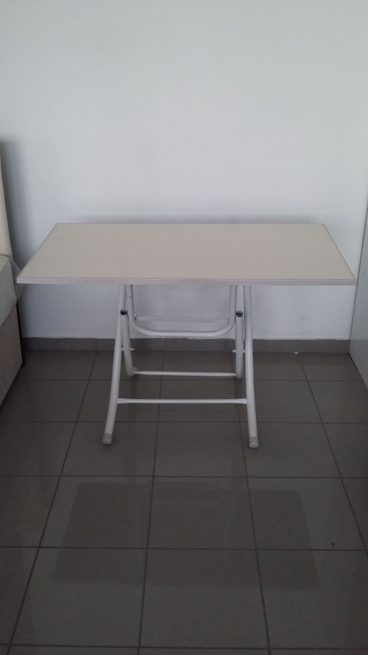 Katlanır Masa