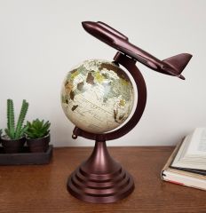 Uçaklı Dünya Küre