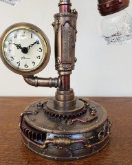 Steampunk Masa Saati ve Lamba