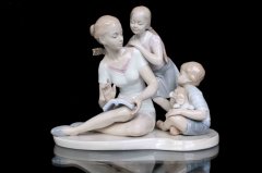 Porselen Biblo Anne ve Çocuklar