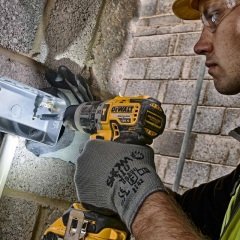 DeWalt DCD796P2 Çift Akülü Darbeli Kömürsüz Vidalama 18V 5.0Ah