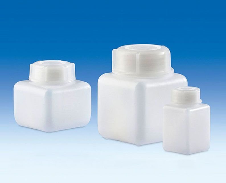 Şişe (Pe-Ld) Vidalı Kapaklı ( Sızdırmaz ), Kare Tip, Geniş Boyunlu, Gl 50   250 ml