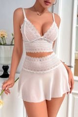 Kadın Beyaz Dantel Tül Detaylı Etekli Şık Gecelik Takımı – Modern, Konforlu