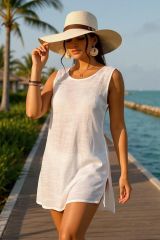 Kadın Beyaz Sırt Detaylı Yırtmaçlı Plaj Elbisesi Pareo – Şık, Rahat ve 4 Mevsim Kullanıma Uygun